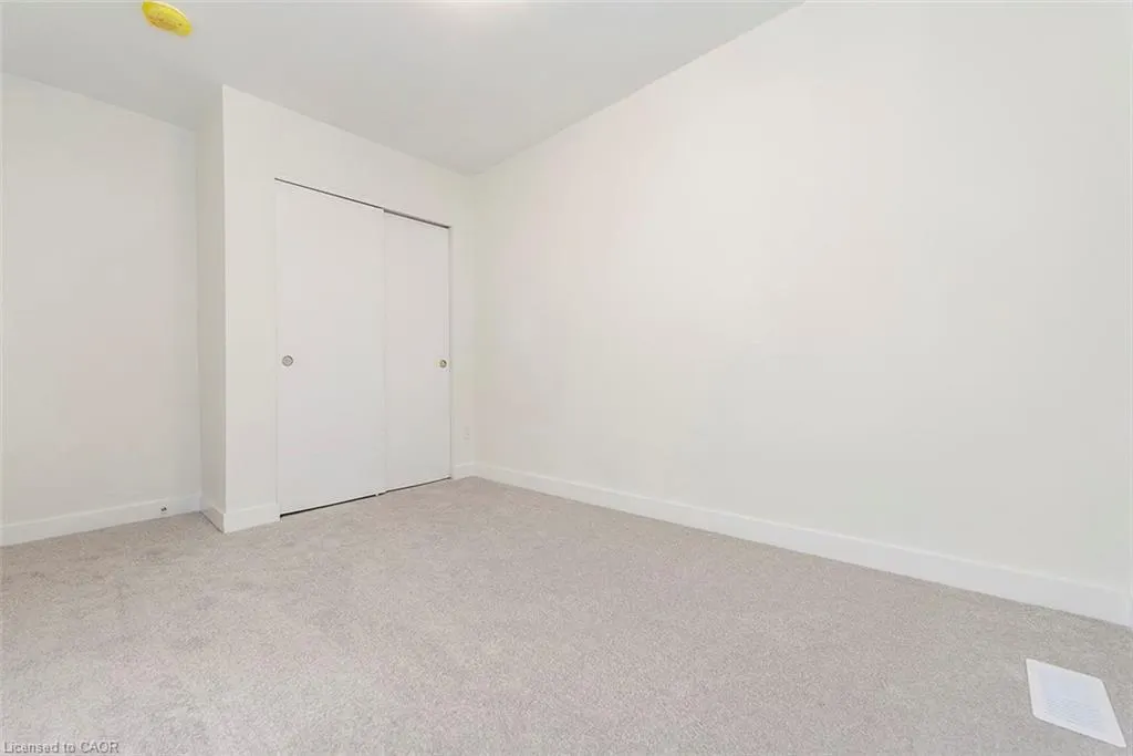 76 Woodman Drive N