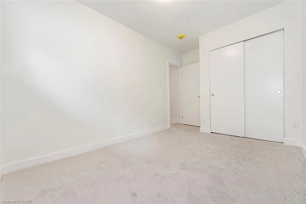 76 Woodman Drive N
