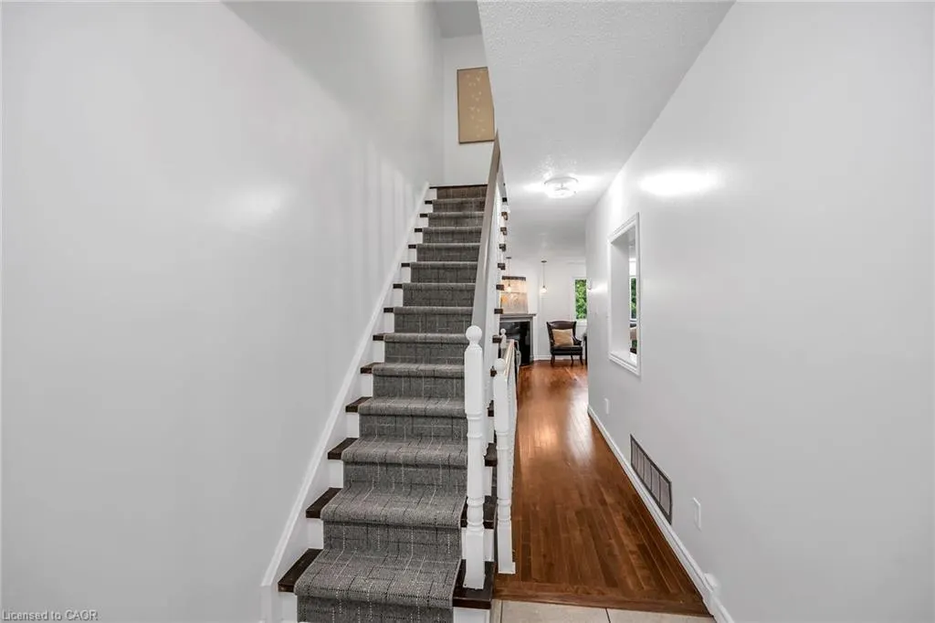 26 Moss Boulevard, #19