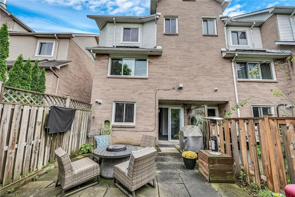 26 Moss Boulevard, #19