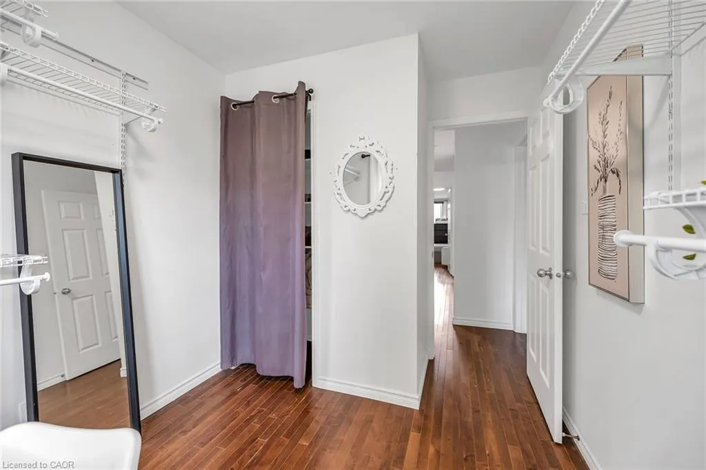 26 Moss Boulevard, #19