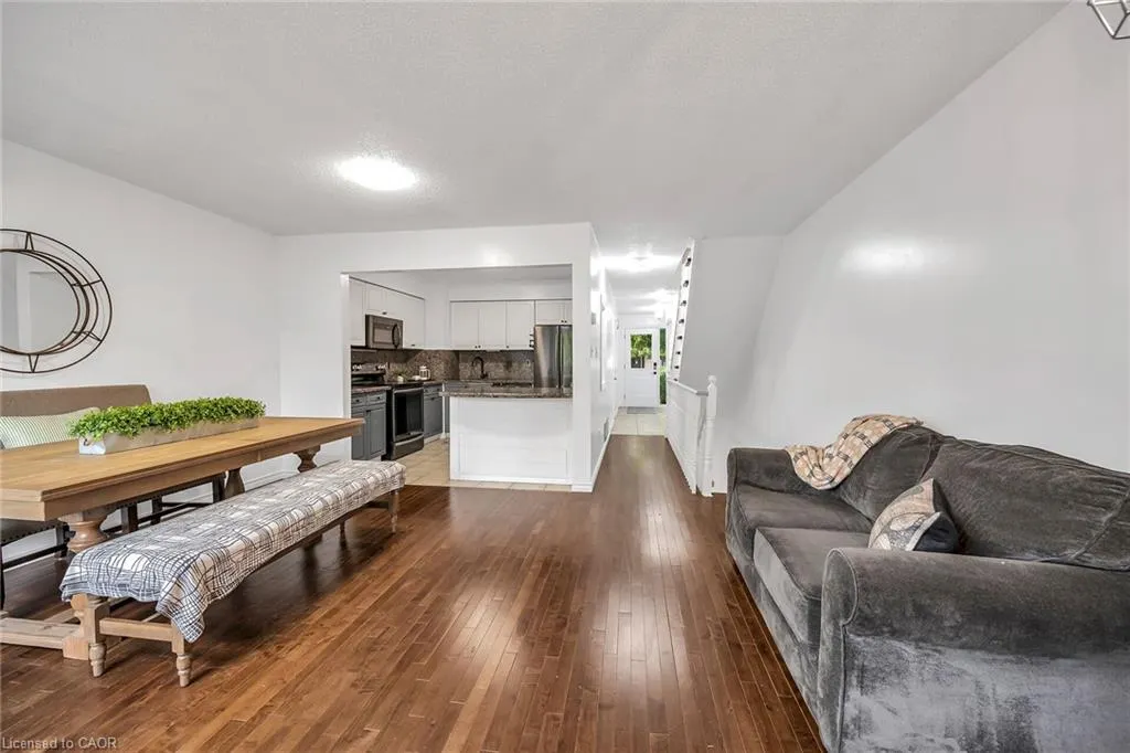 26 Moss Boulevard, #19