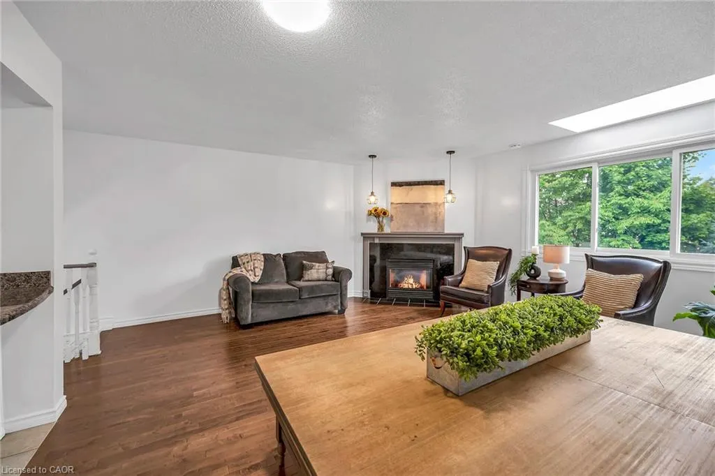26 Moss Boulevard, #19