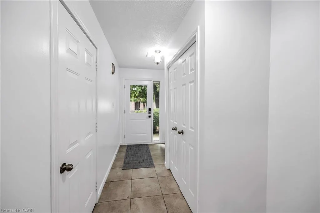 26 Moss Boulevard, #19
