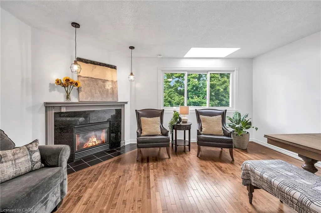 26 Moss Boulevard, #19
