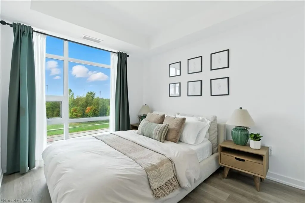 460 Dundas Street E, #313