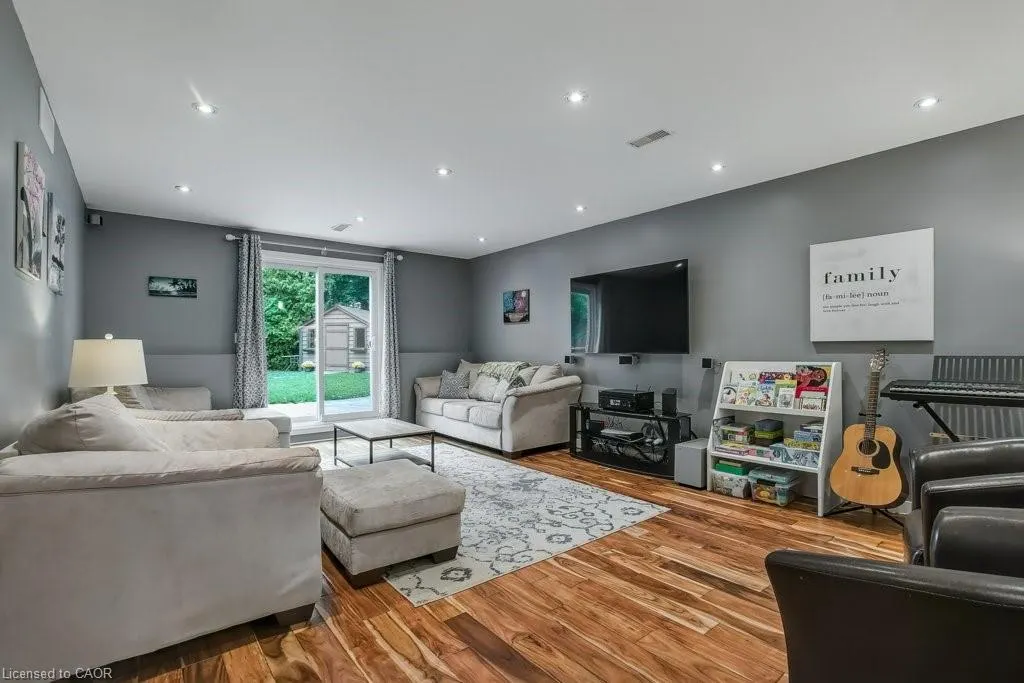 36 Crystal Court