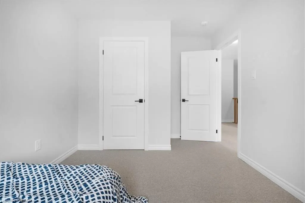 187 Wilson Street, #5