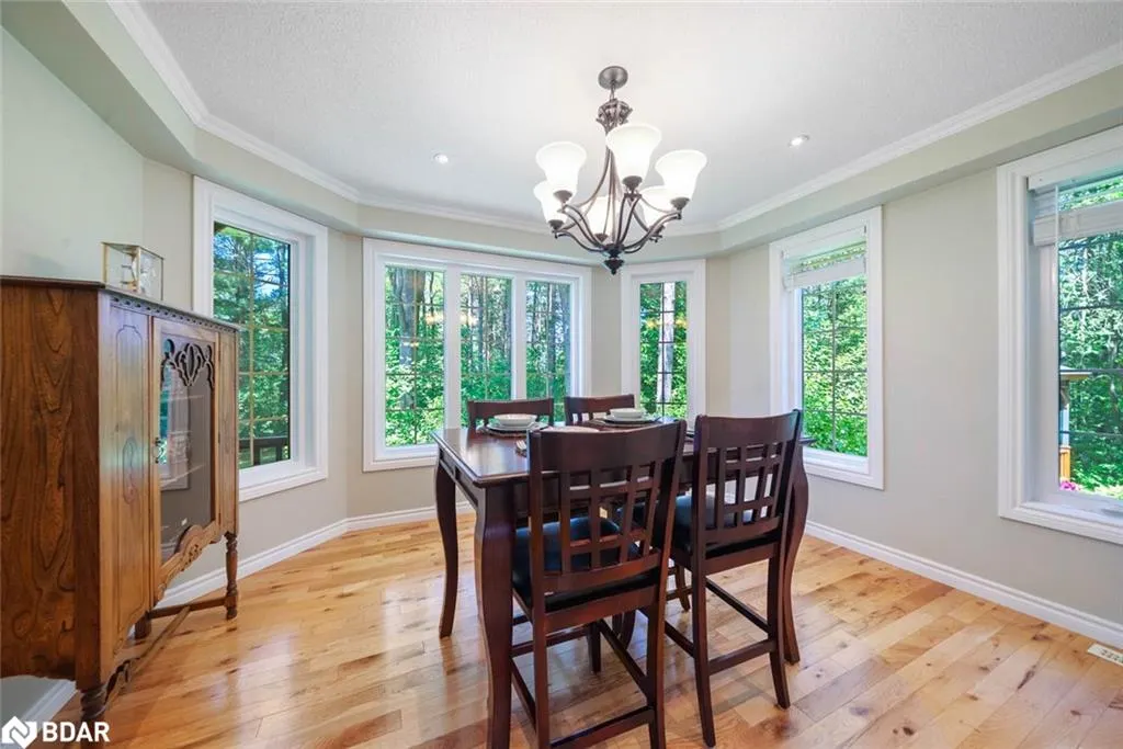 29 Robert Boulevard