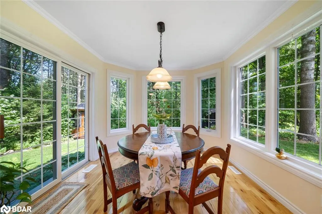 29 Robert Boulevard