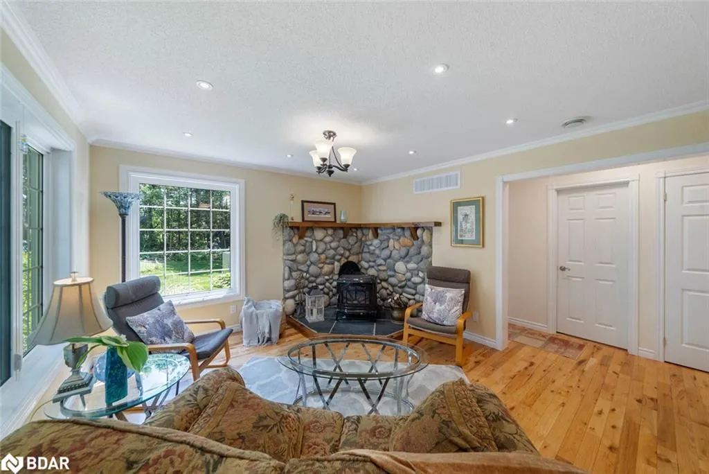 29 Robert Boulevard