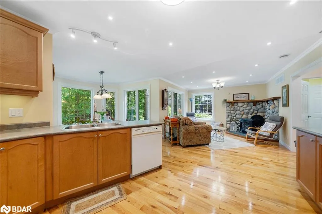 29 Robert Boulevard