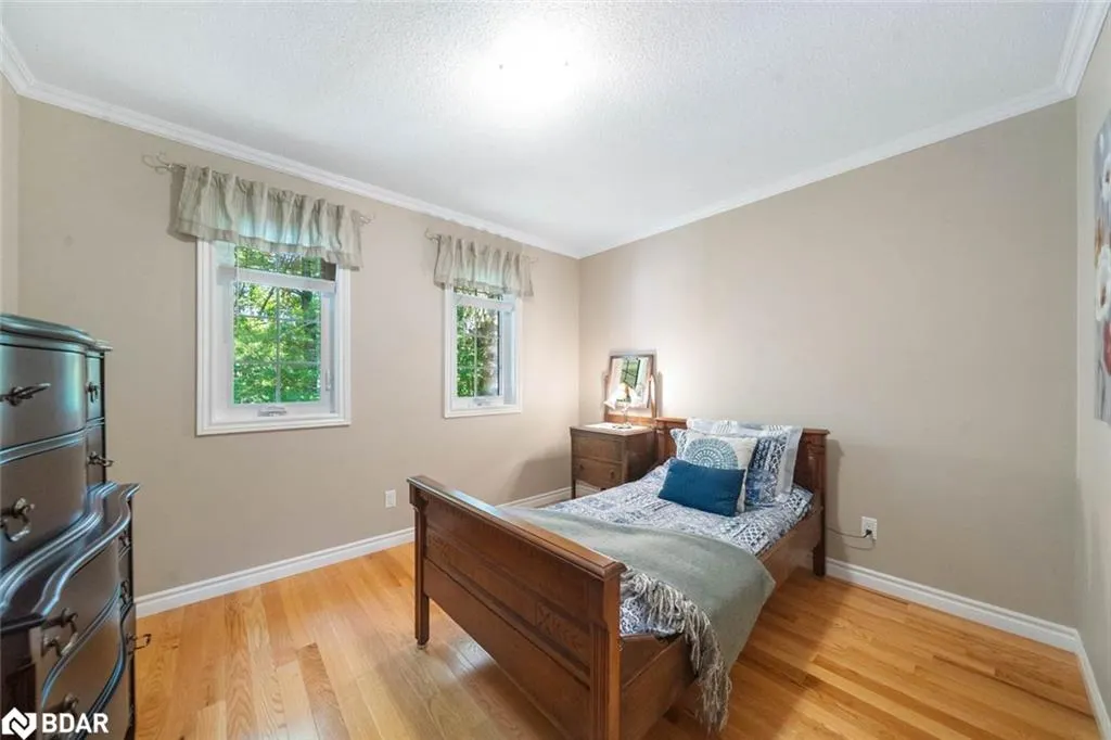 29 Robert Boulevard
