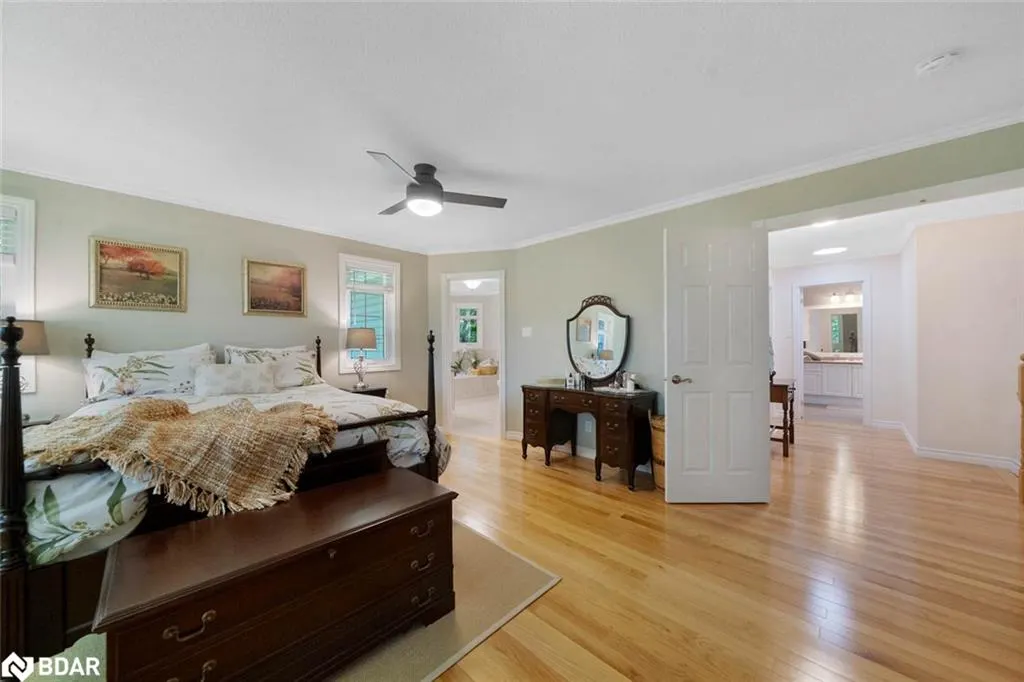 29 Robert Boulevard