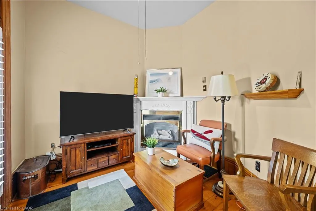 34 Field Road