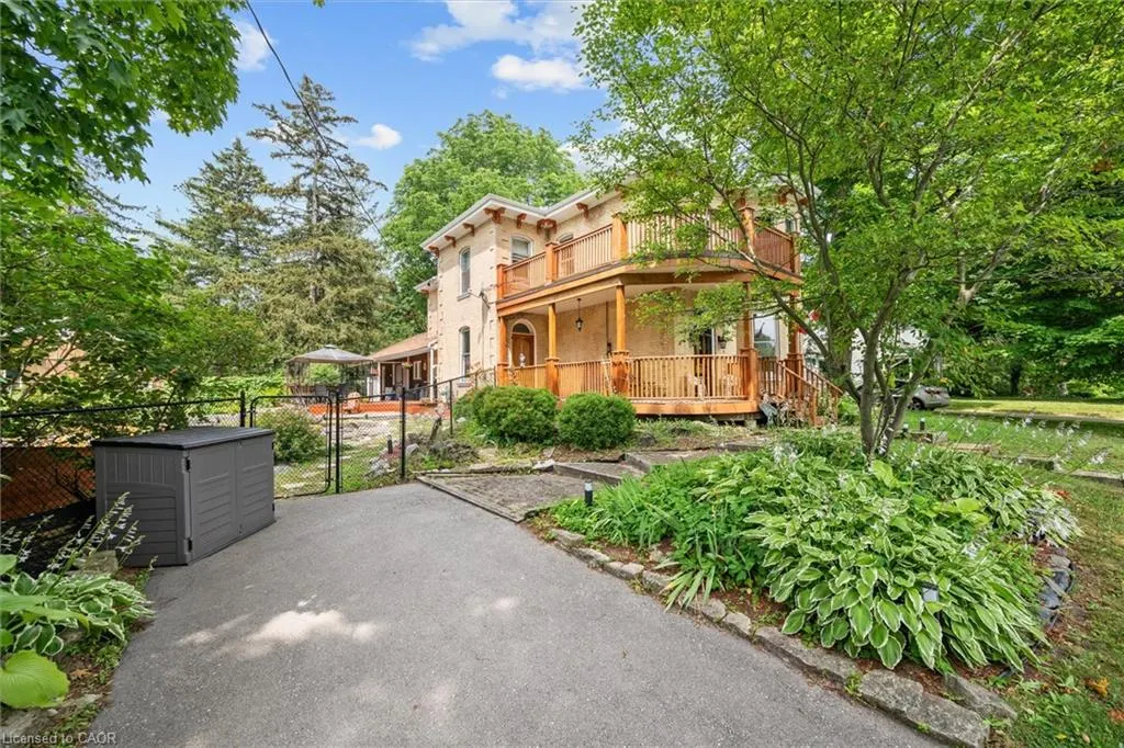 34 Field Road