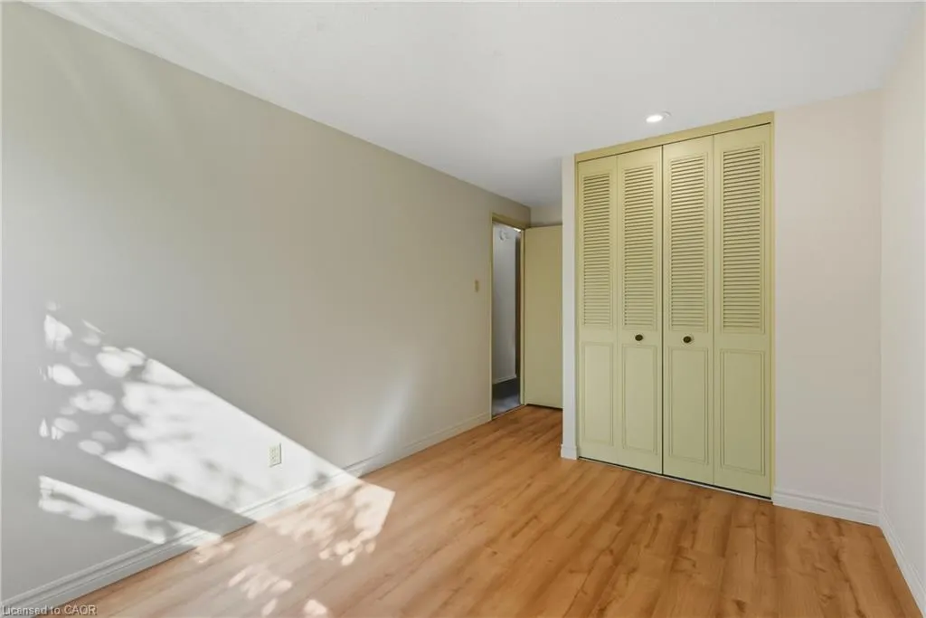 28 Underhill Crescent, #19