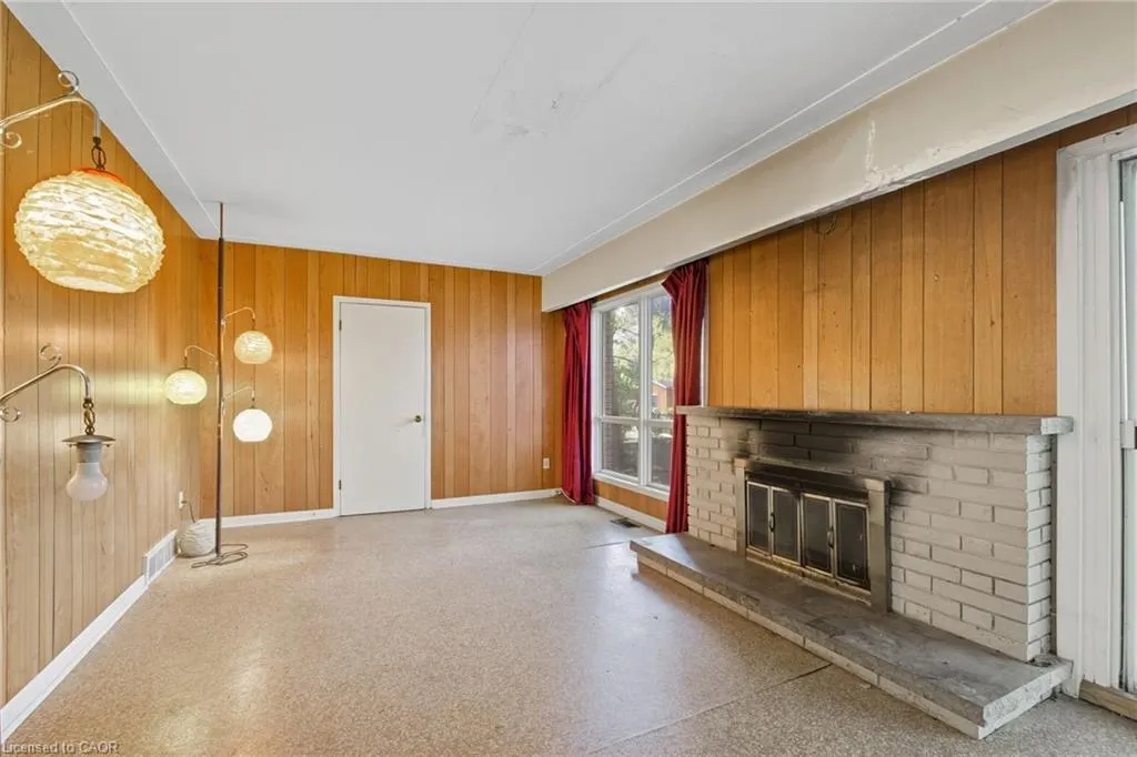 264 Camelot Drive