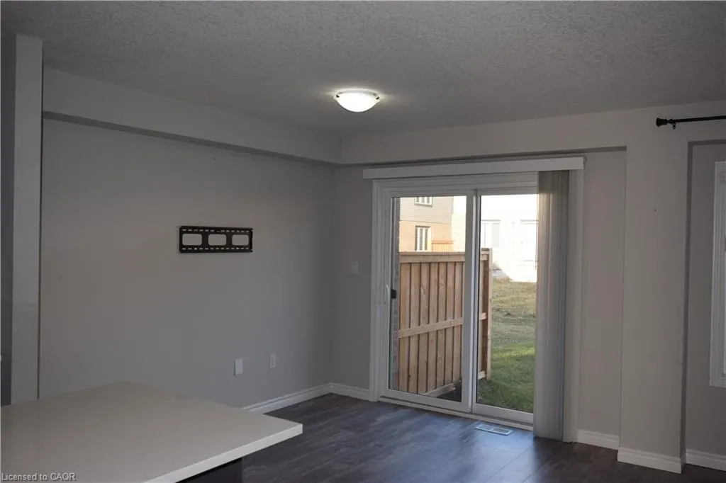 43 Munch Avenue