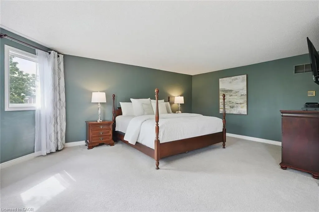 1352 Winterberry Drive