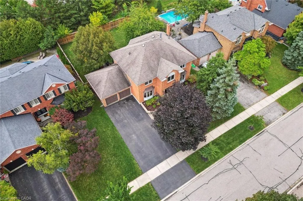 1352 Winterberry Drive