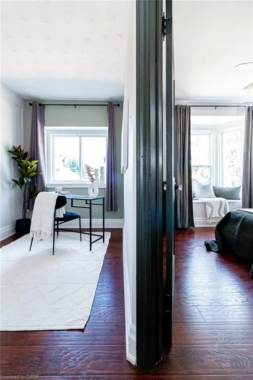 11 Eastbourne Avenue, #2