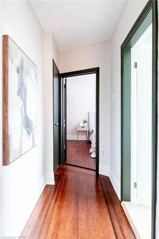 11 Eastbourne Avenue, #2