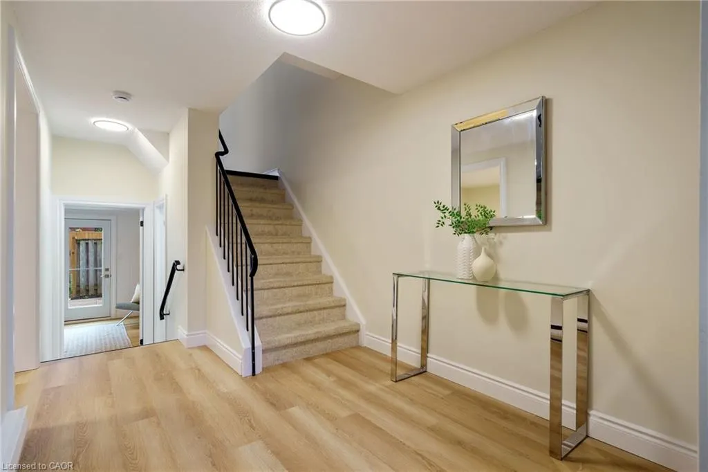 89 Violet Drive