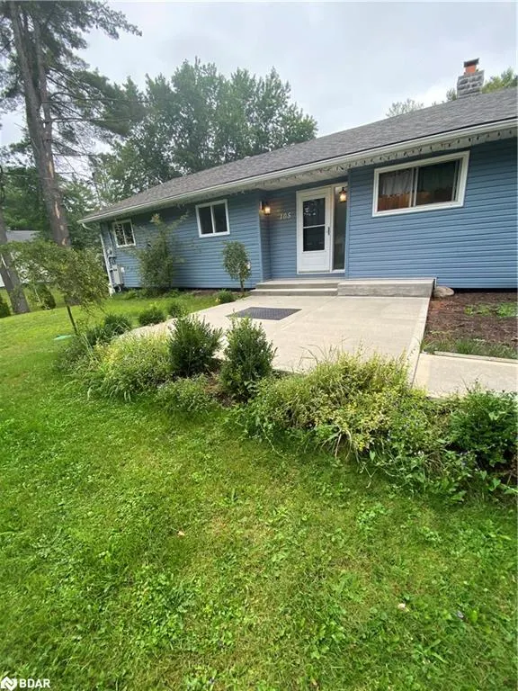 105 Fredrick St Street
