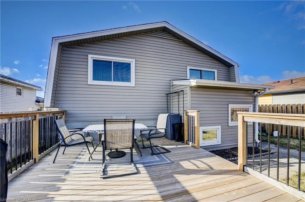 26 Cluthe Crescent