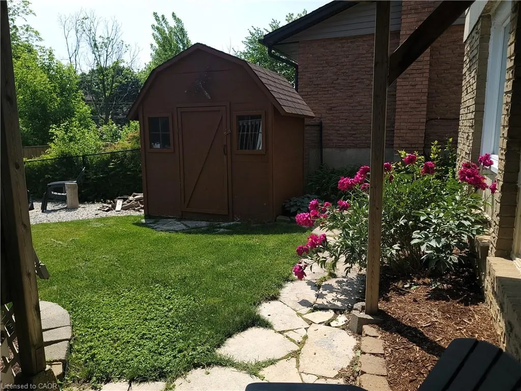 47 Manor Drive
