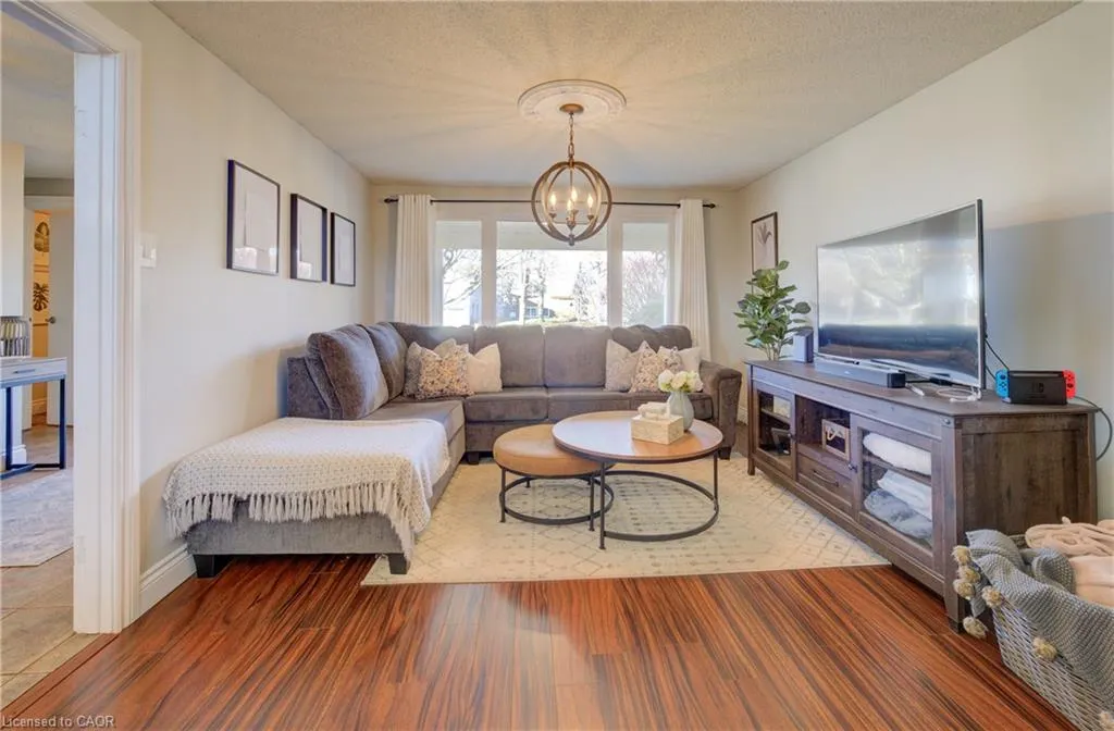 47 Manor Drive