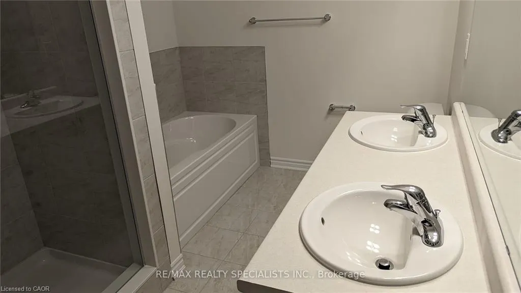 305 Garner Road W, #108