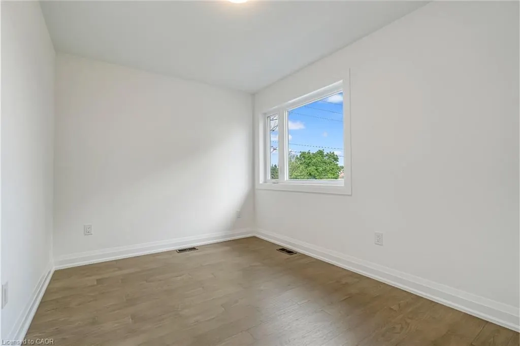 2154 Walkers Line, #1