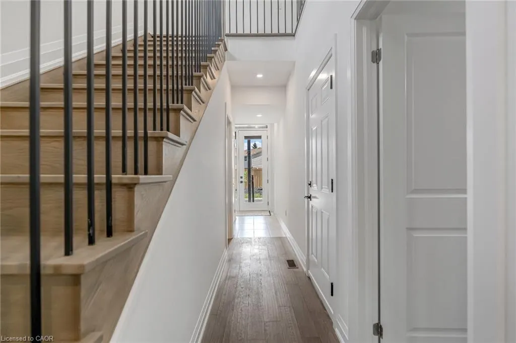 2154 Walkers Line, #4