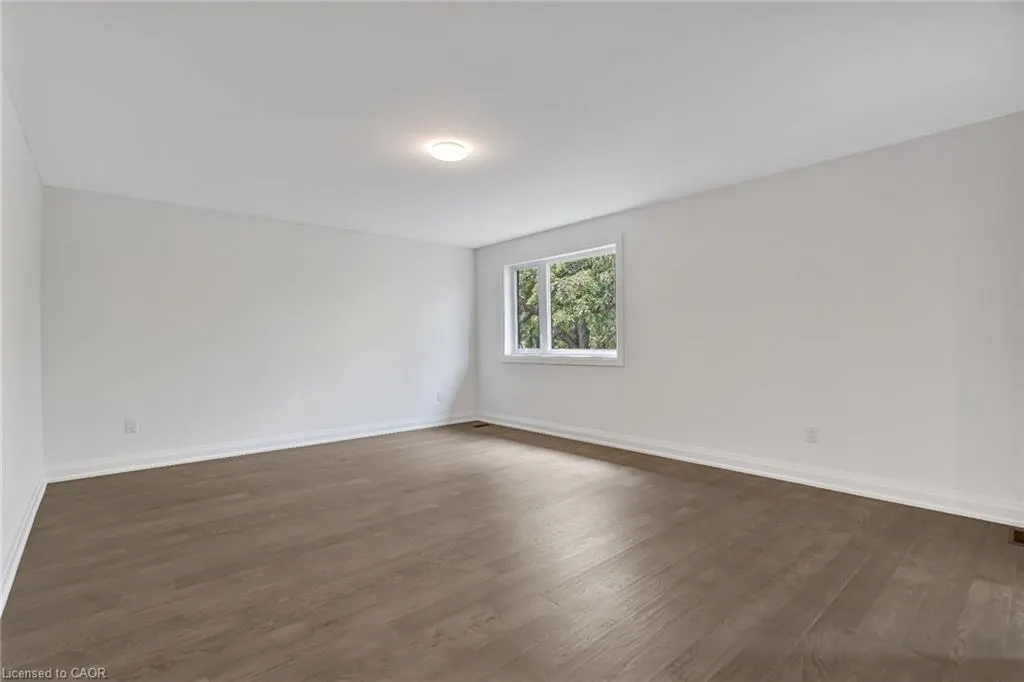 2154 Walkers Line, #4