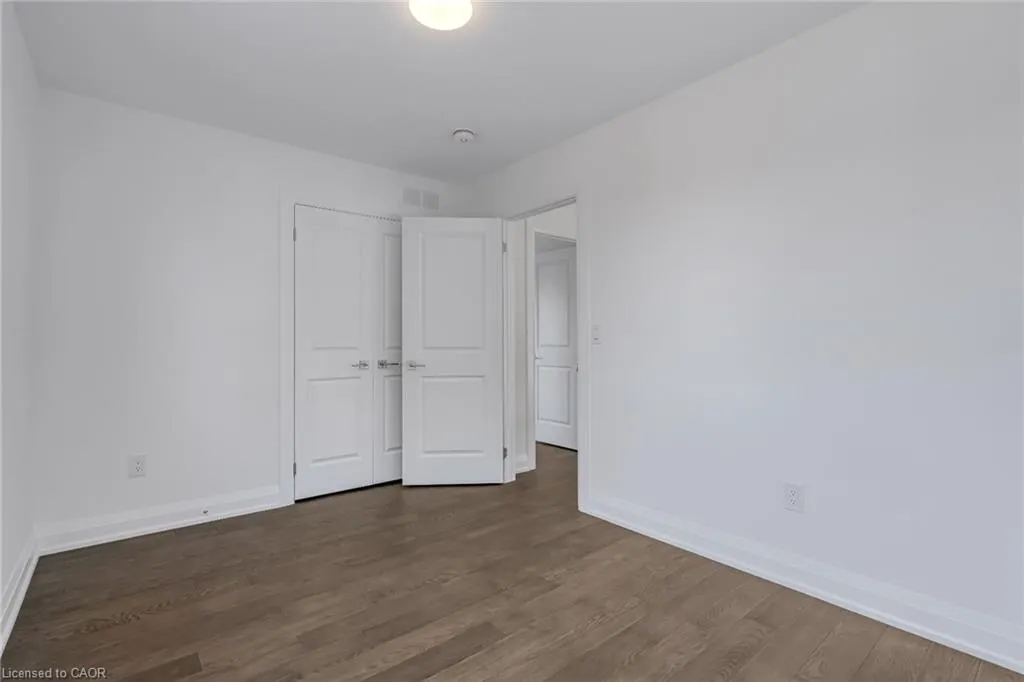 2154 Walkers Line, #4