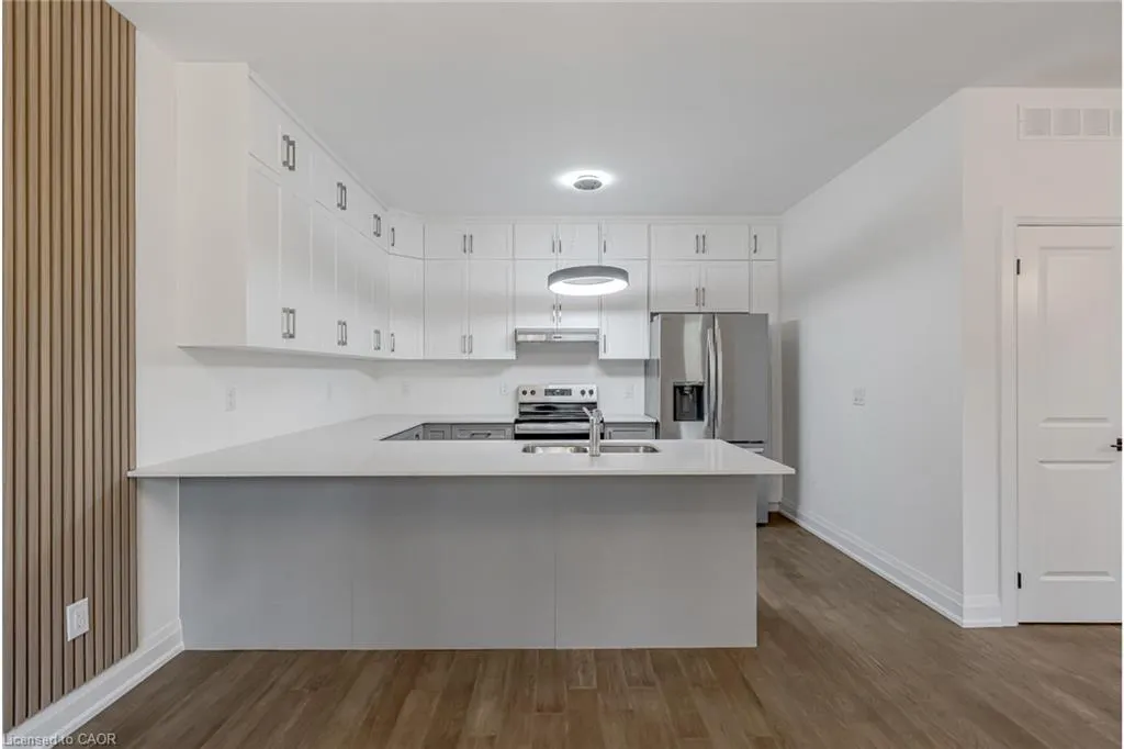 2154 Walkers Line, #5