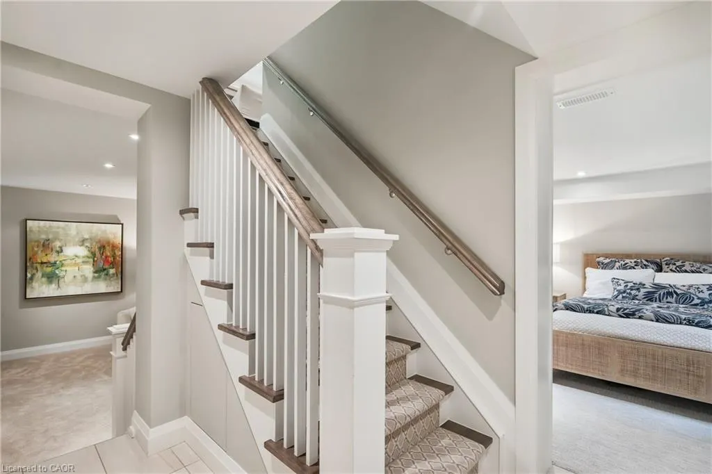 61 Oak Knoll Drive