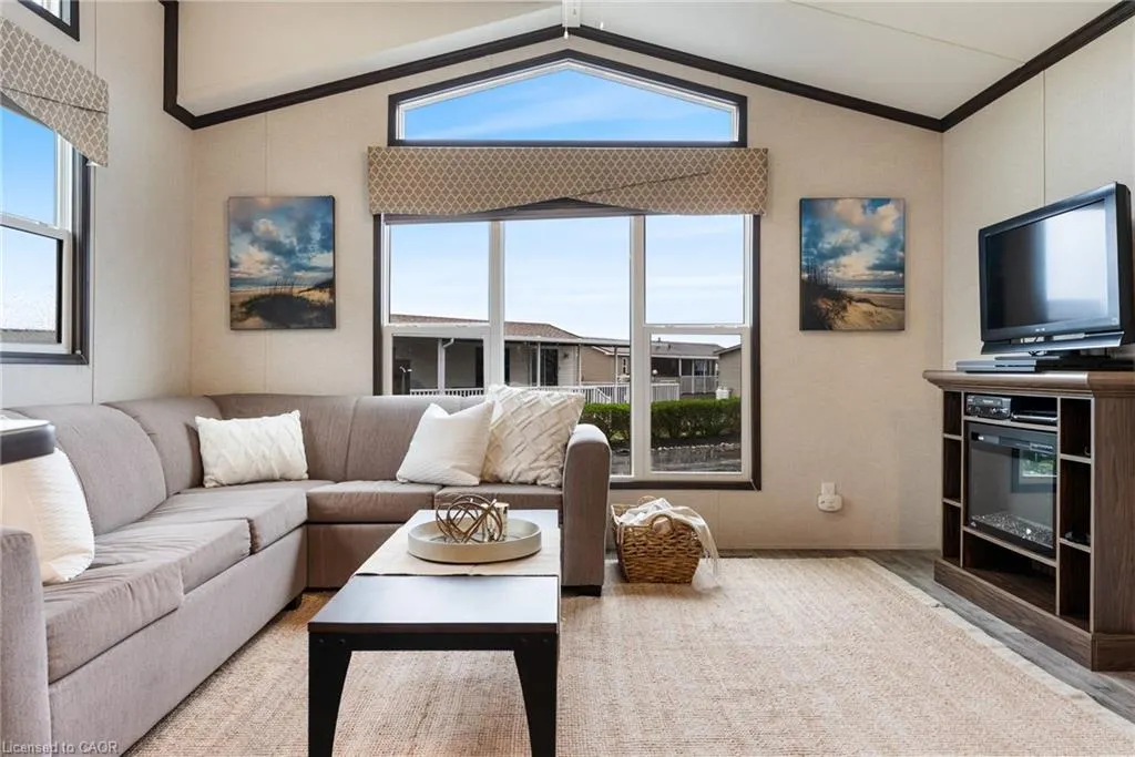 490 Empire Road, #213