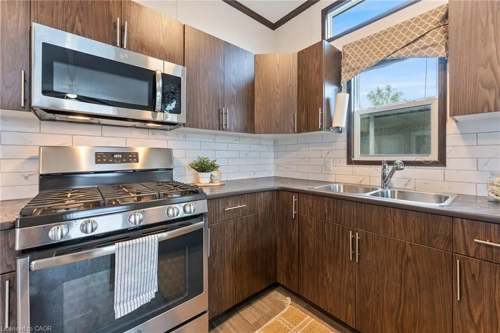 490 Empire Road, #213