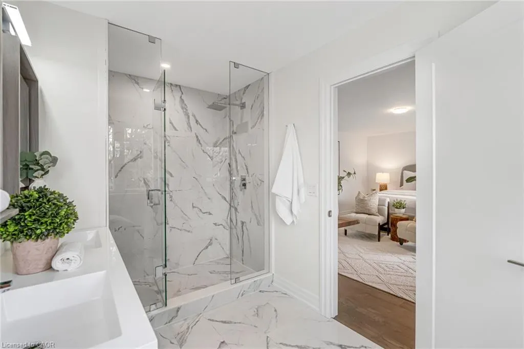 2154 Walkers Line, #7