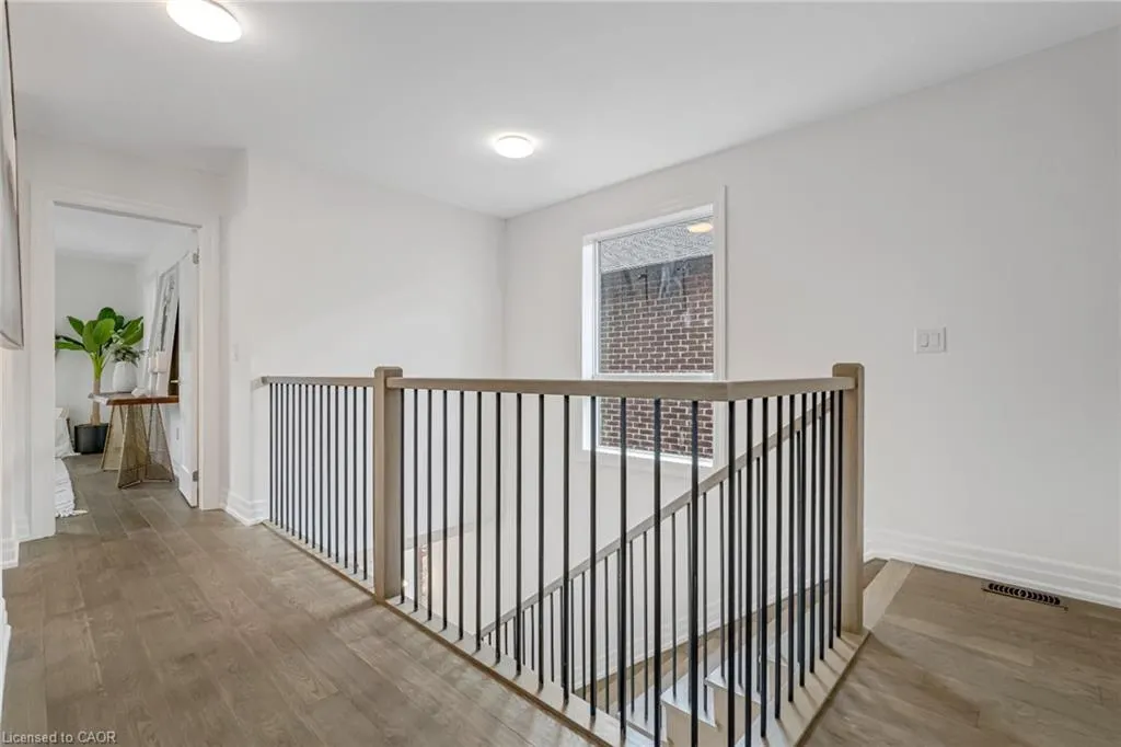 2154 Walkers Line, #7