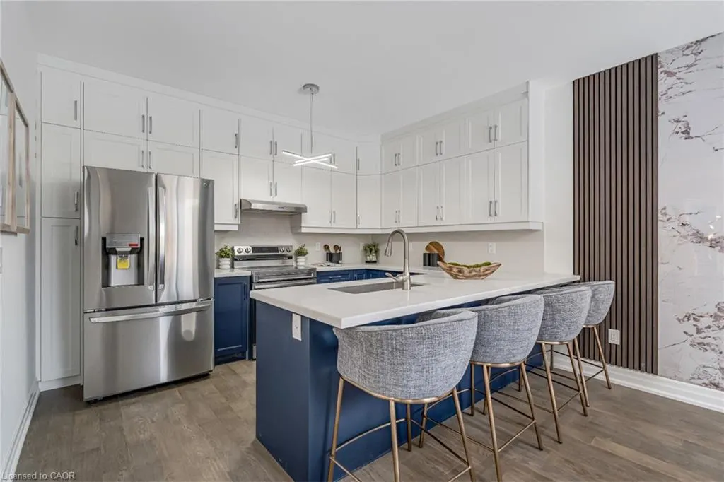2154 Walkers Line, #7