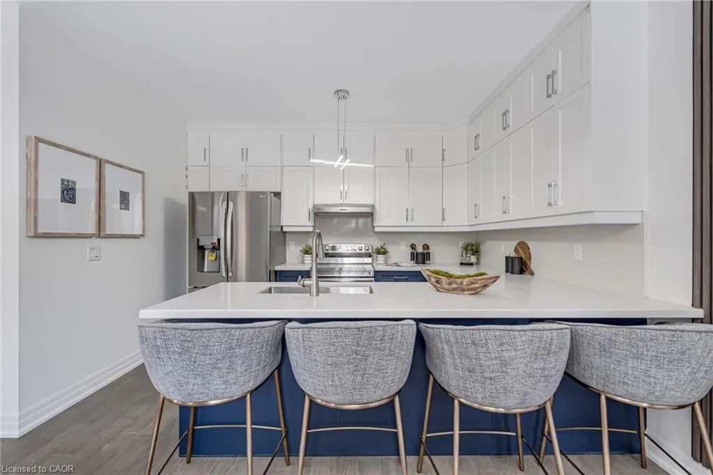2154 Walkers Line, #7
