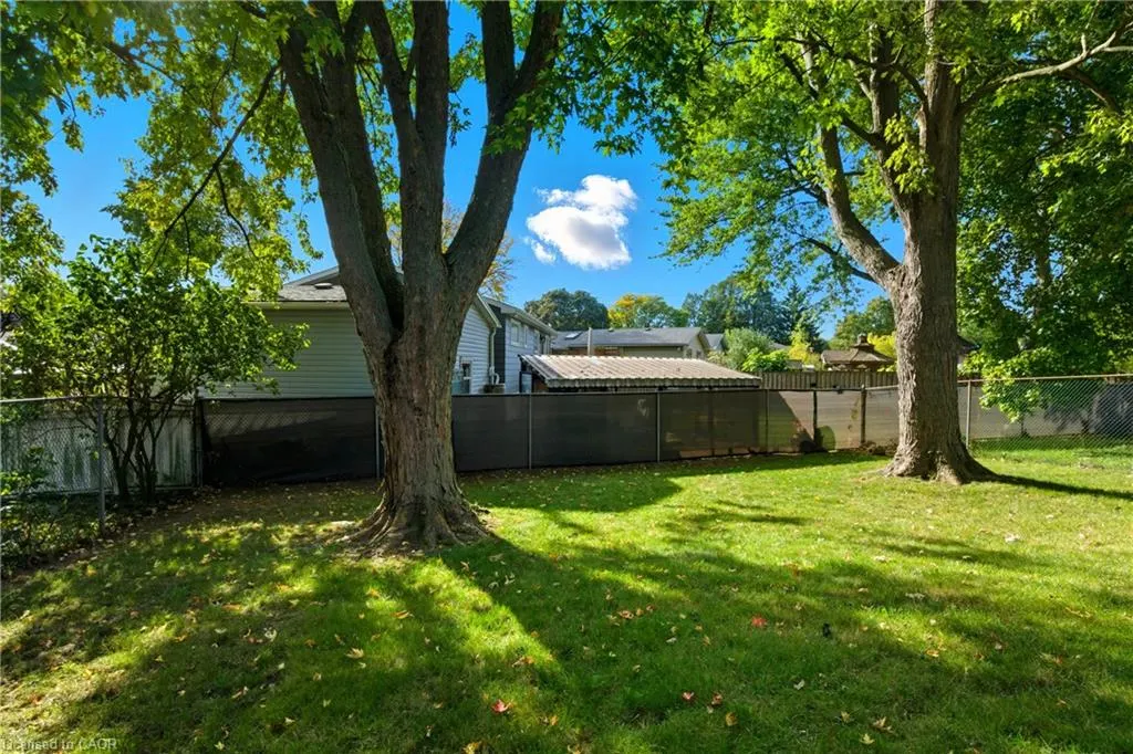 7 Farmer Court