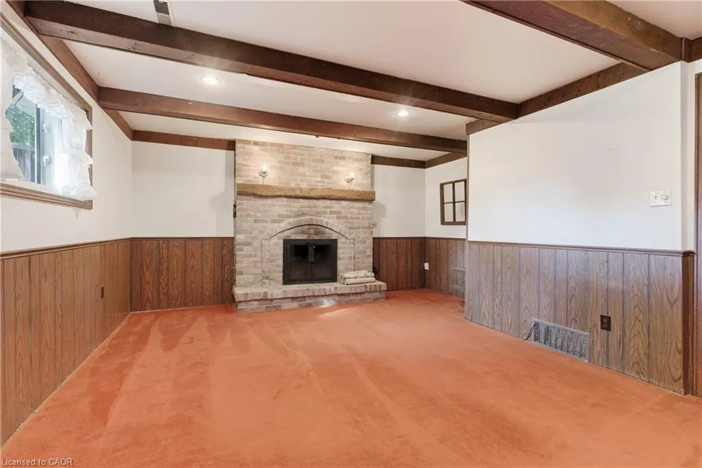 7 Farmer Court