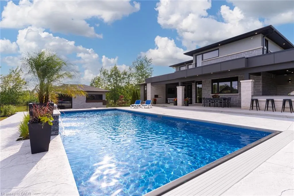 6 Shakespeare Road