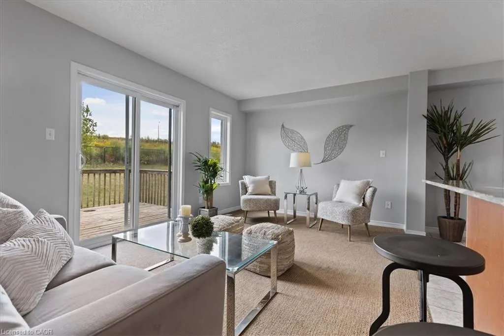 260 Countrystone Crescent