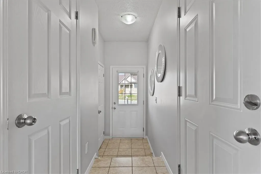 260 Countrystone Crescent